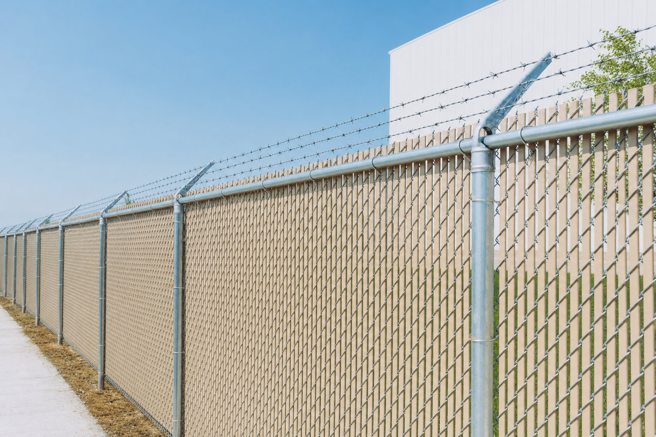 Commercial fence installation